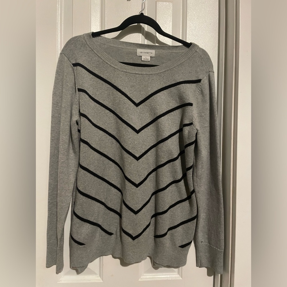 Liz Claiborne Gray and Black Chevron Sweater